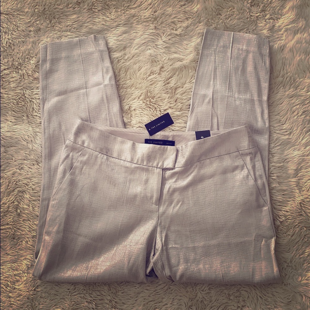 THE LIMITED Women’s Cream Drew Fit Low Rise Ankle Pants Size 4 NWT